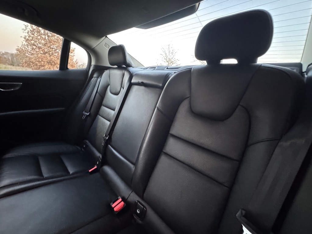 2024 VOLVO S60 - Image 26