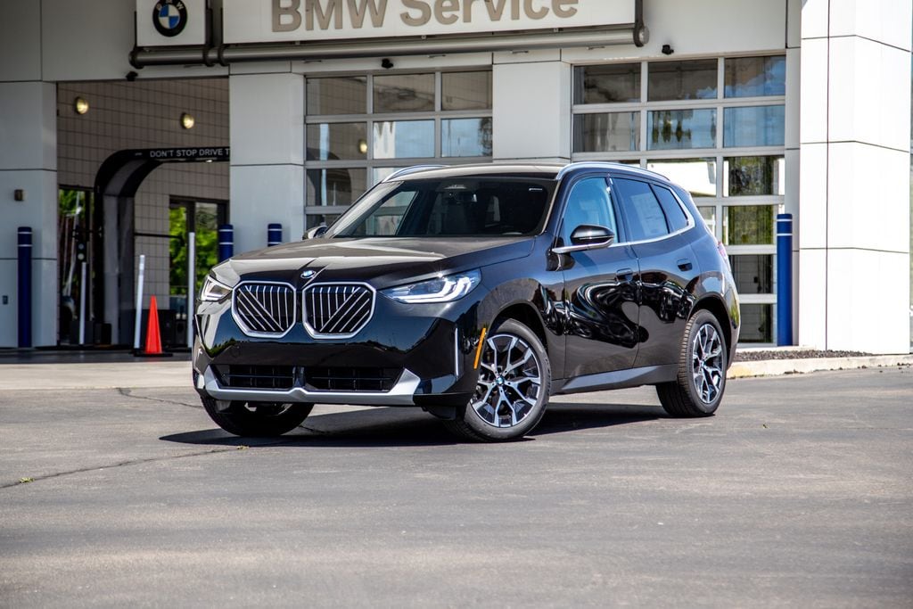 2026 BMW X3 30 XDRIVE's photo