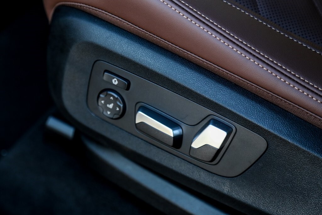 2026 BMW X5 50e - Photo 19