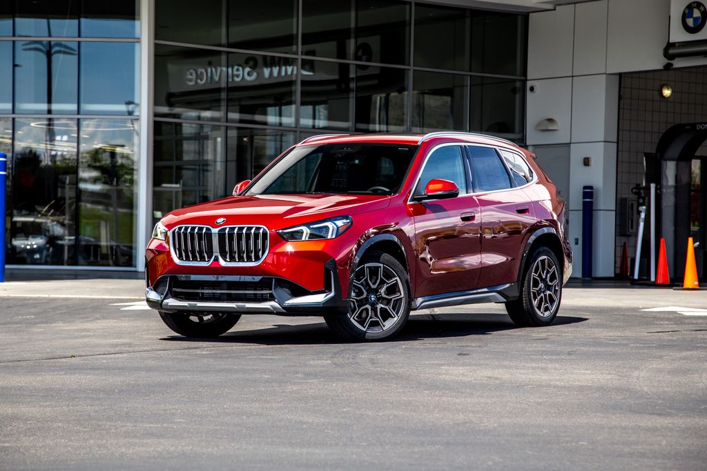2026 BMW X1 xDrive28i's photo