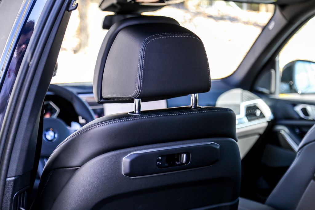 2026 BMW X5 40i - Photo 22