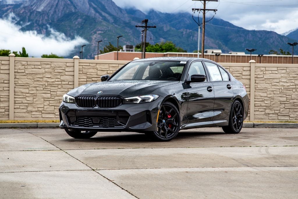 2026 BMW 3 Series 330i xDrive Sedan's photo