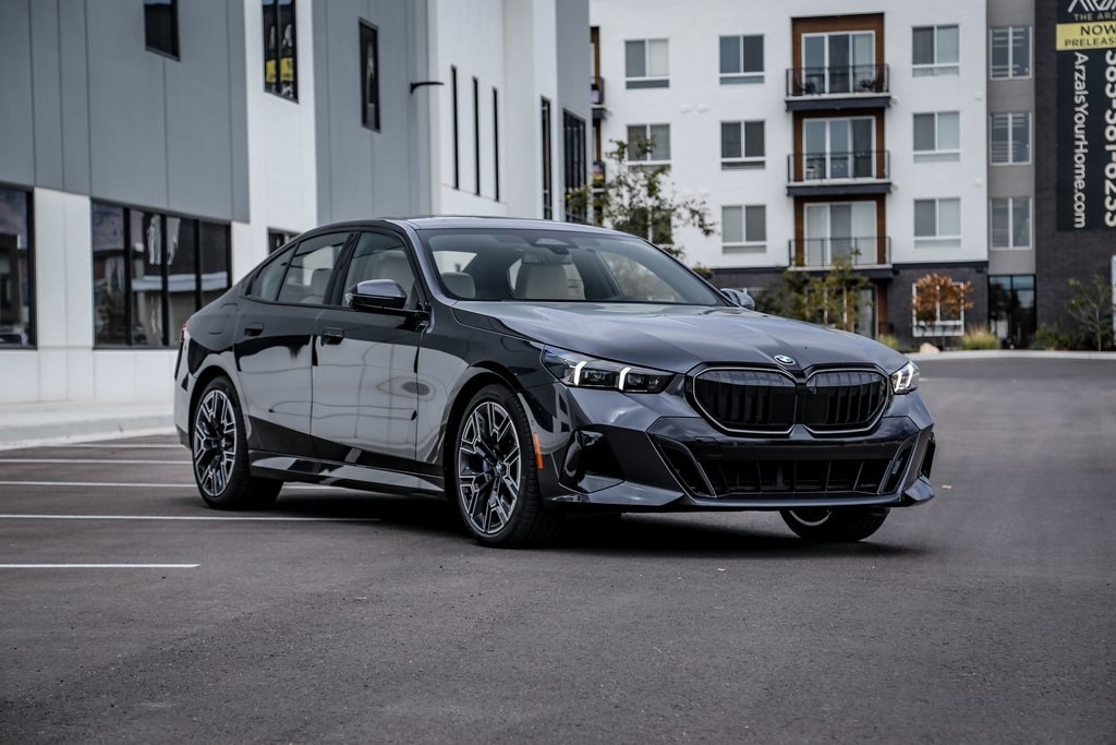 2026 BMW 5 Series 530i - Photo 7