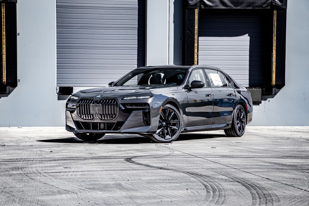 2026 BMW 7 Series 760i xDrive Sedan's photo