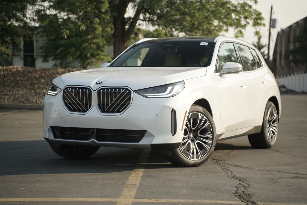 2026 BMW X3 30 XDRIVE's photo