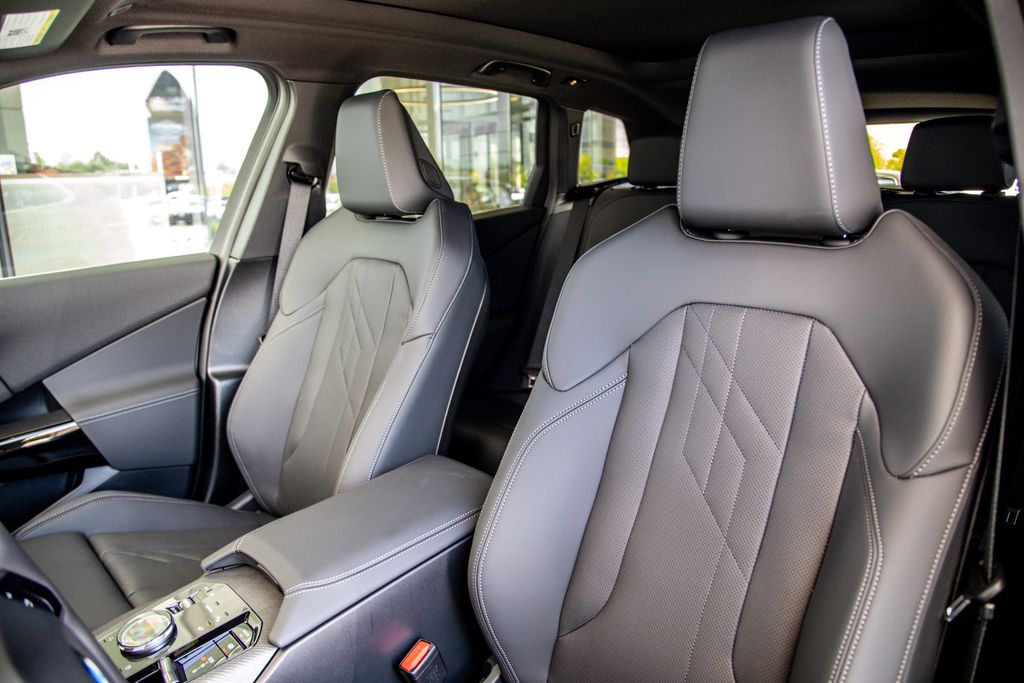 2026 BMW X3 30 - Photo 20