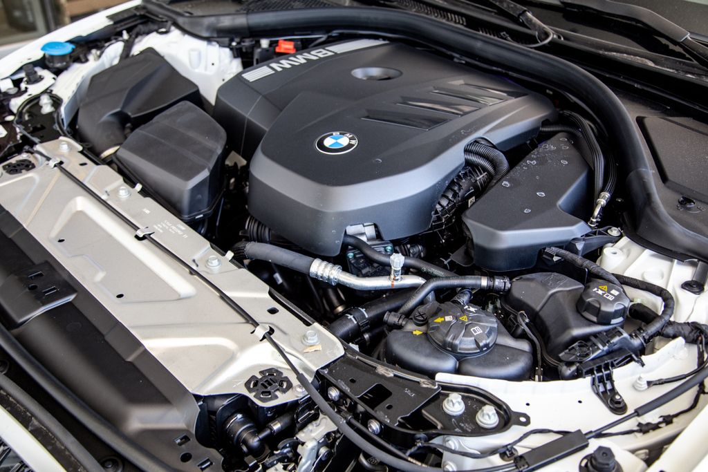 2026 BMW 3 Series 330i - Photo 25