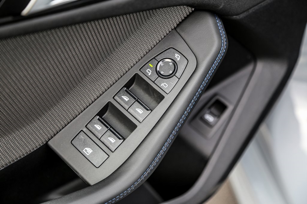 2026 BMW 2 Series M235 - Photo 18
