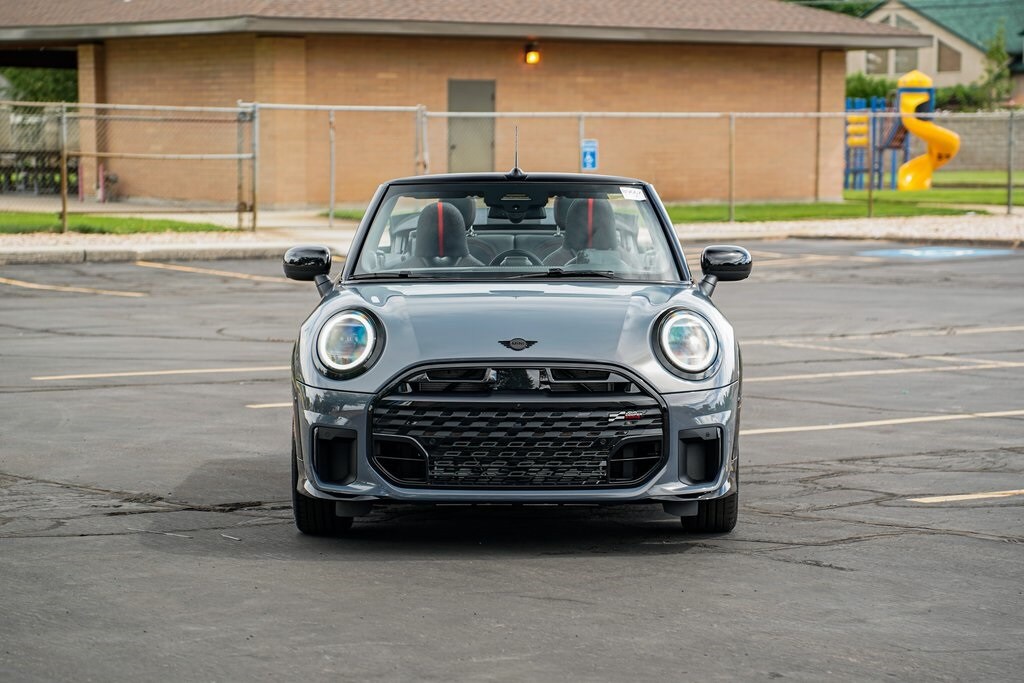 2026 Mini Cooper Convertible Iconic photo 3