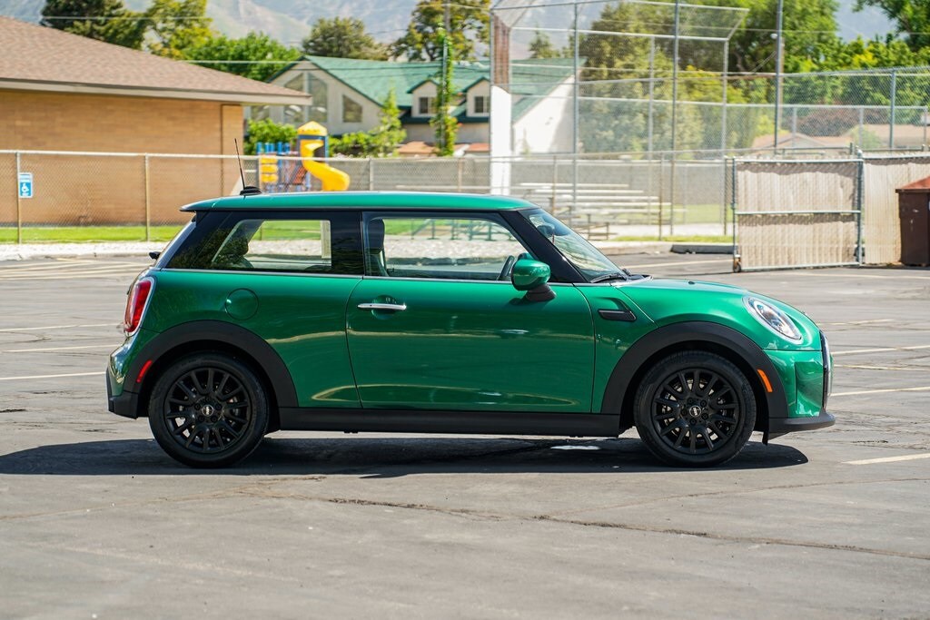 2023 Mini Cooper 2 Door Hardtop photo 3