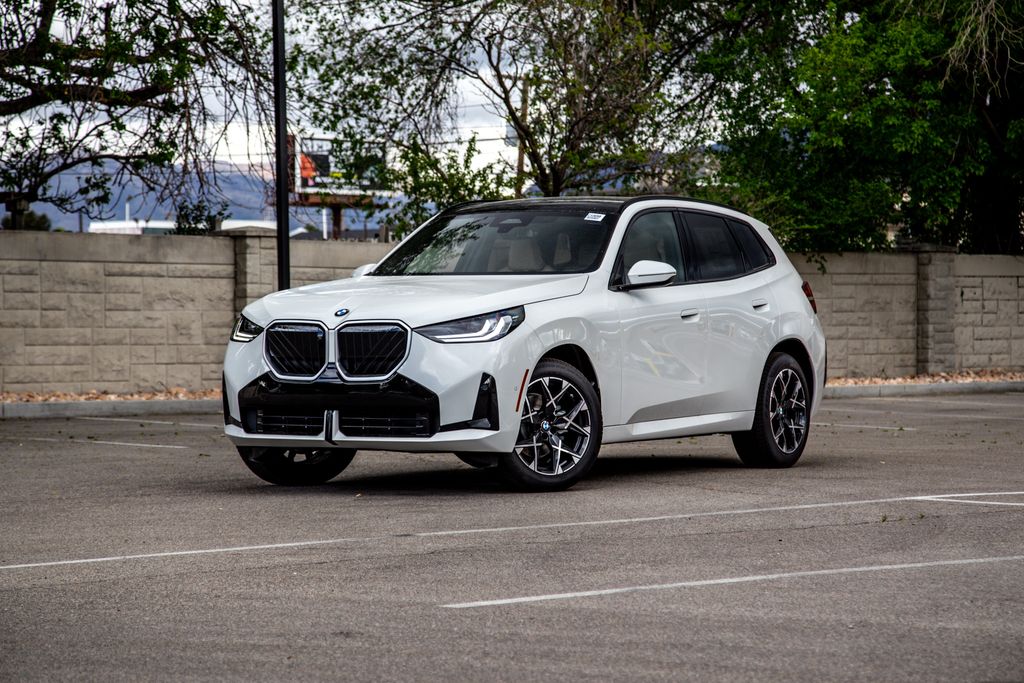 2026 BMW X3 30 XDRIVE's photo