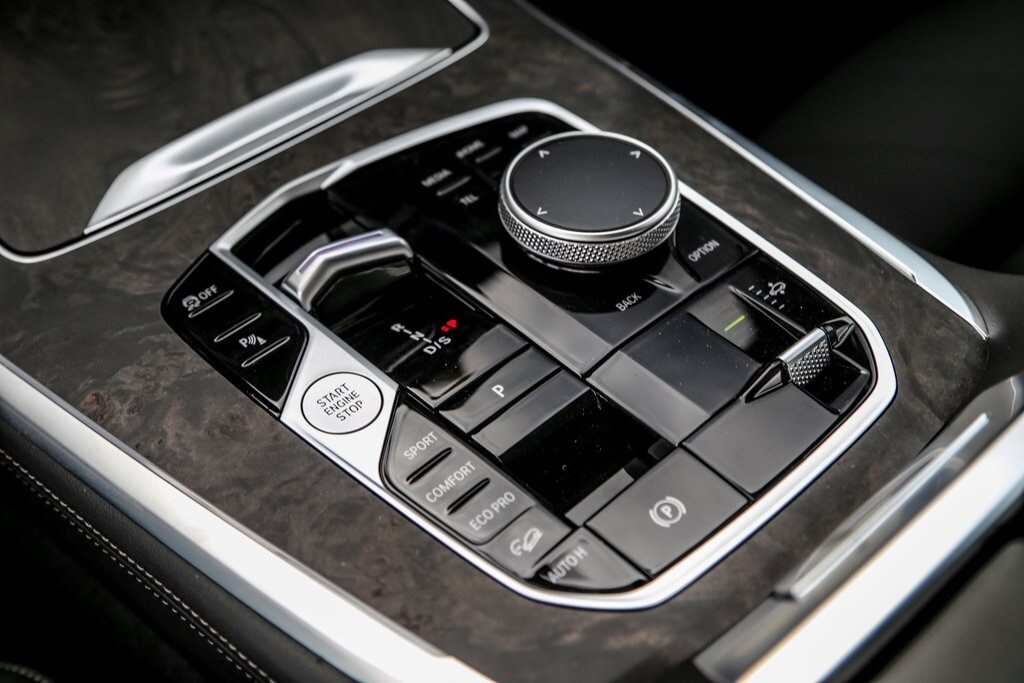 2026 BMW X7 40i - Photo 15