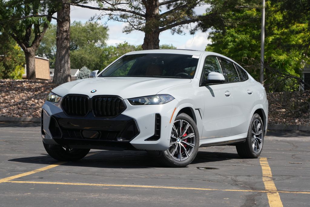 2027 BMW X6 xDrive40i's photo