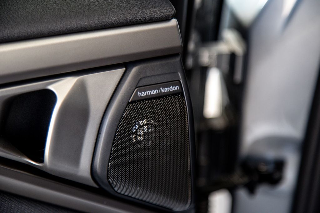 2026 BMW X3 30 - Photo 22