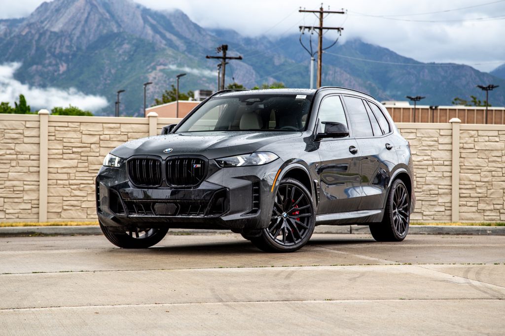 2026 BMW X5 M60i's photo