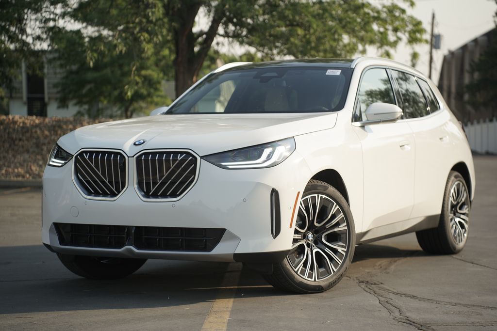 2026 BMW X3 30 XDRIVE's photo