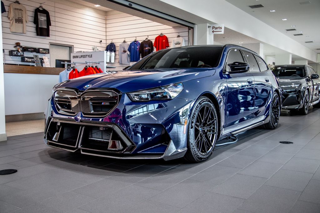 2026 BMW M5 M5 Touring's photo