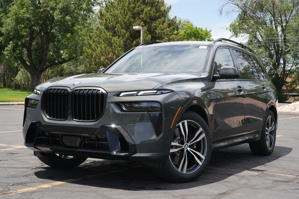 2027 BMW X7 xDrive40i's photo