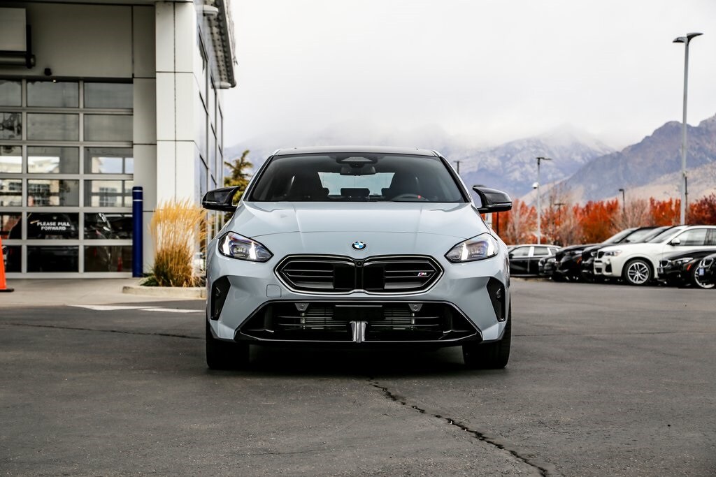 2026 BMW 2 Series M235 - Photo 8