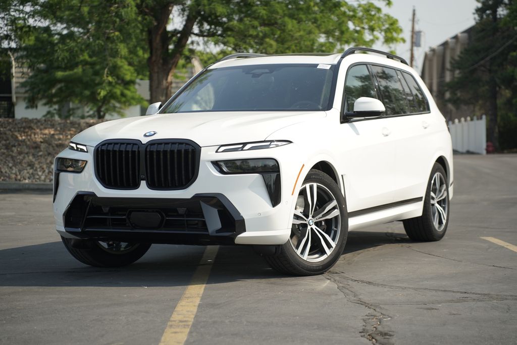 2027 BMW X7 xDrive40i's photo