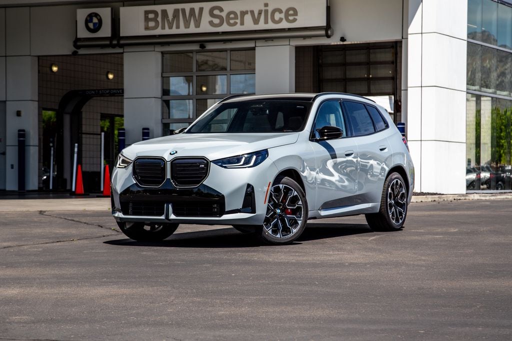 2026 BMW X3 M50 XDRIVE's photo