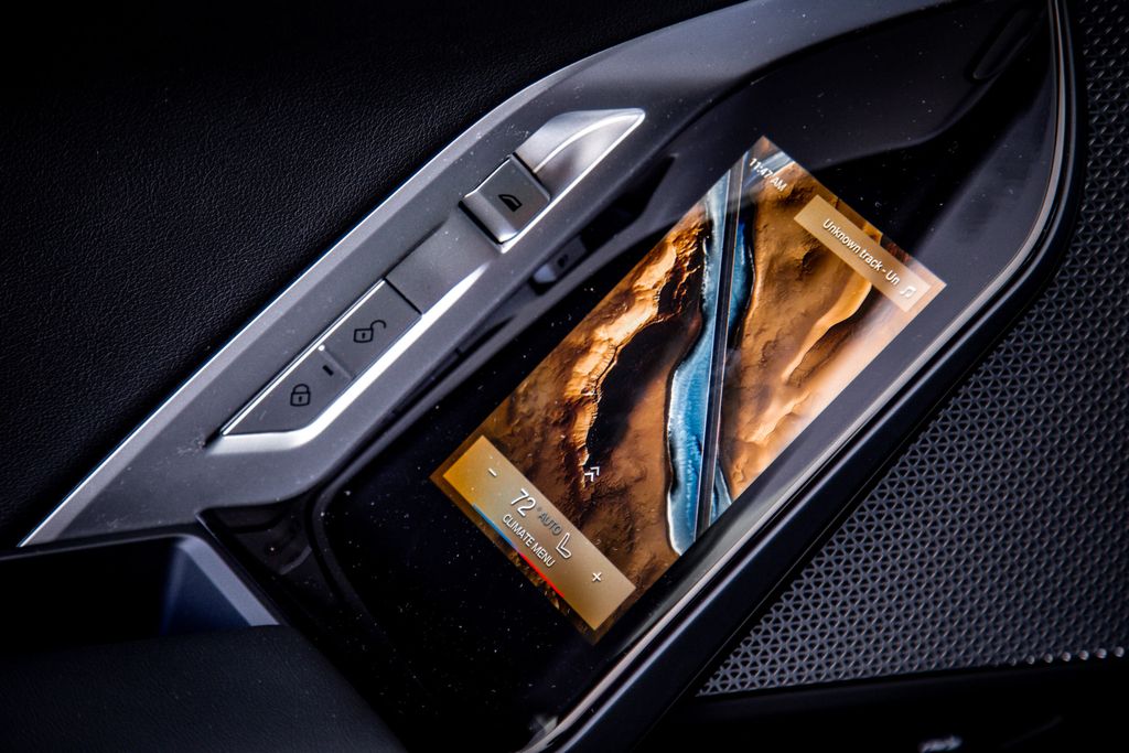 2026 BMW 7 Series 760i - Photo 33