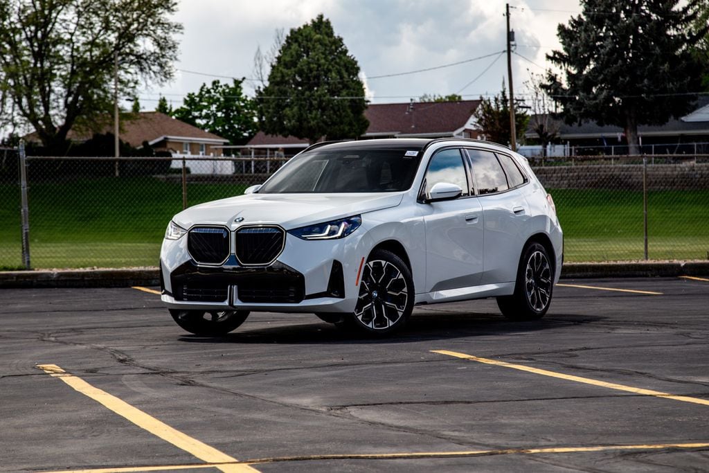 2026 BMW X3 30 XDRIVE's photo