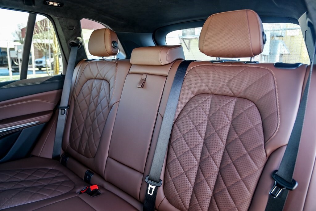 2026 BMW X5 50e - Photo 23