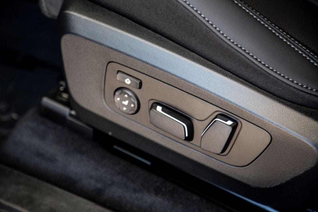 2026 BMW X3 30 - Photo 19