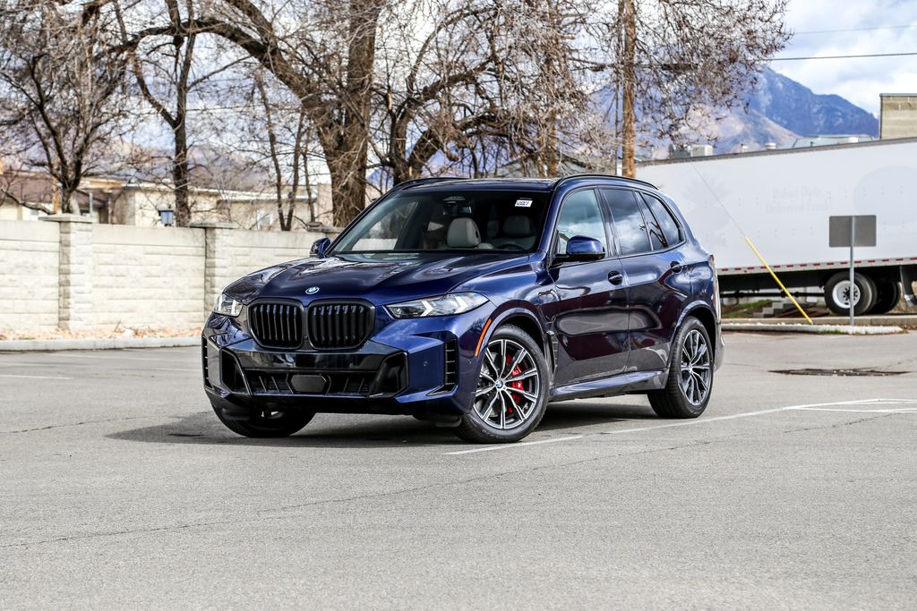 2026 BMW X5 xDrive50e's photo