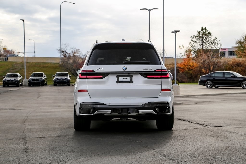 2026 BMW X7 40i - Photo 4