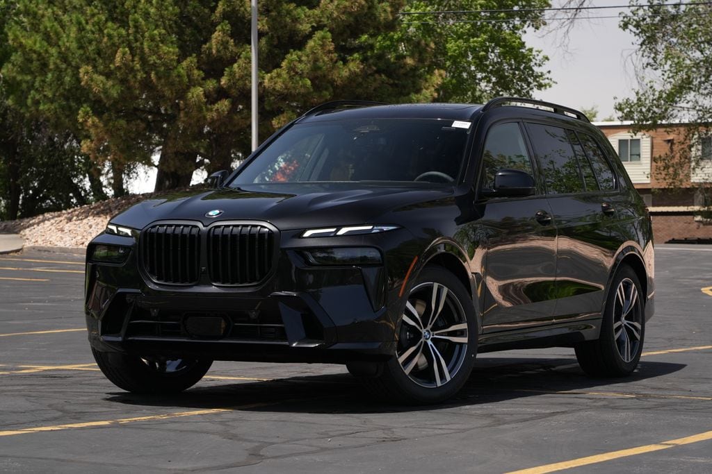 2027 BMW X7 xDrive40i's photo