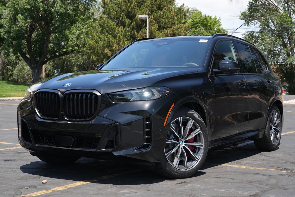 2026 BMW X5 xDrive50e's photo