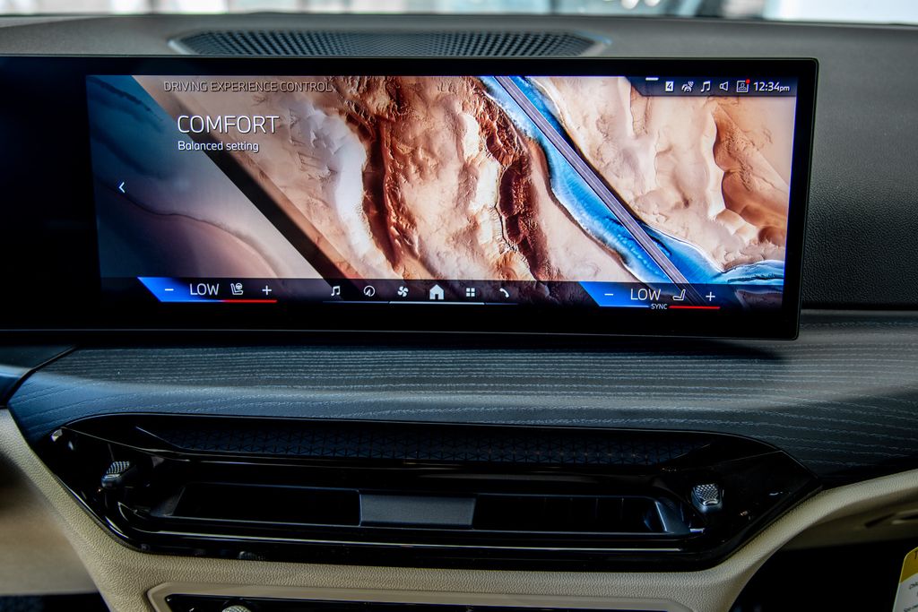 2026 BMW 3 Series 330i - Photo 12