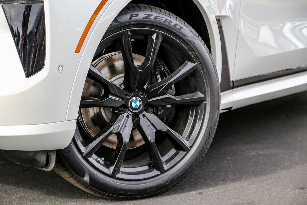 2026 BMW X7 40i - Photo 9