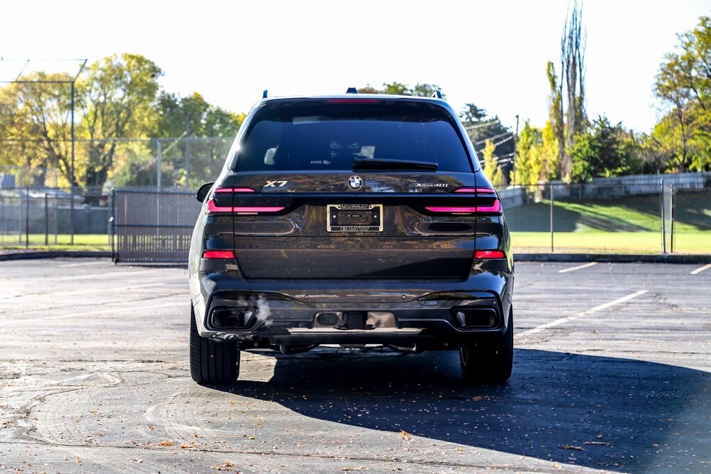 New 2026 BMW X7 xDrive40i SUV