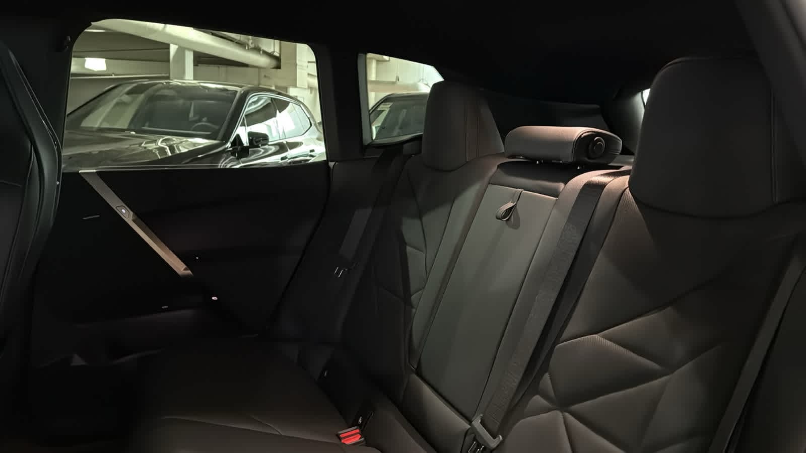 2026 BMW iX  29