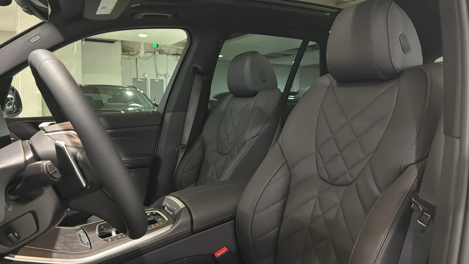 2025 BMW X5 xDrive50e 26