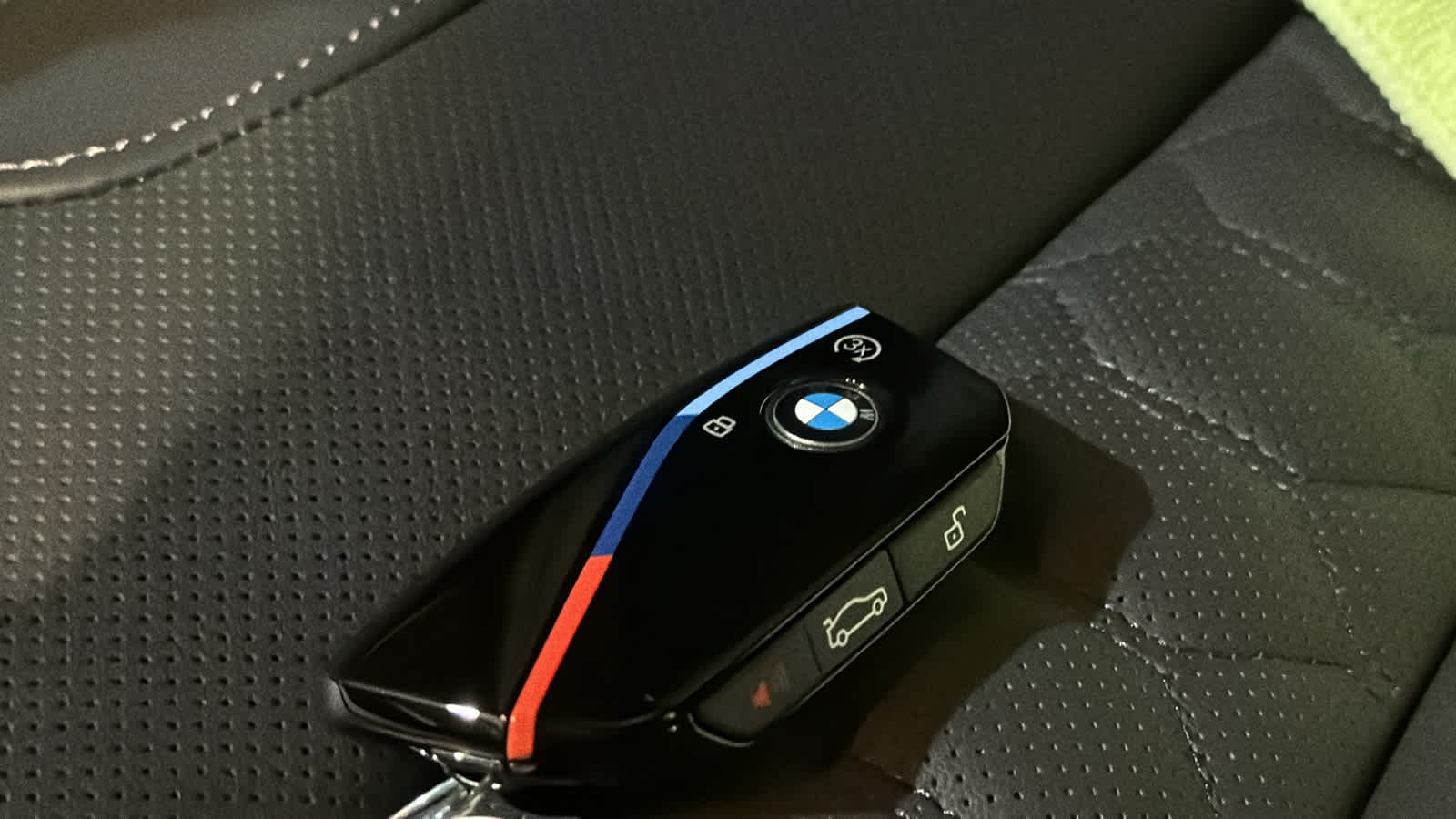 Thumbnail: 2026 BMW X5 - 35