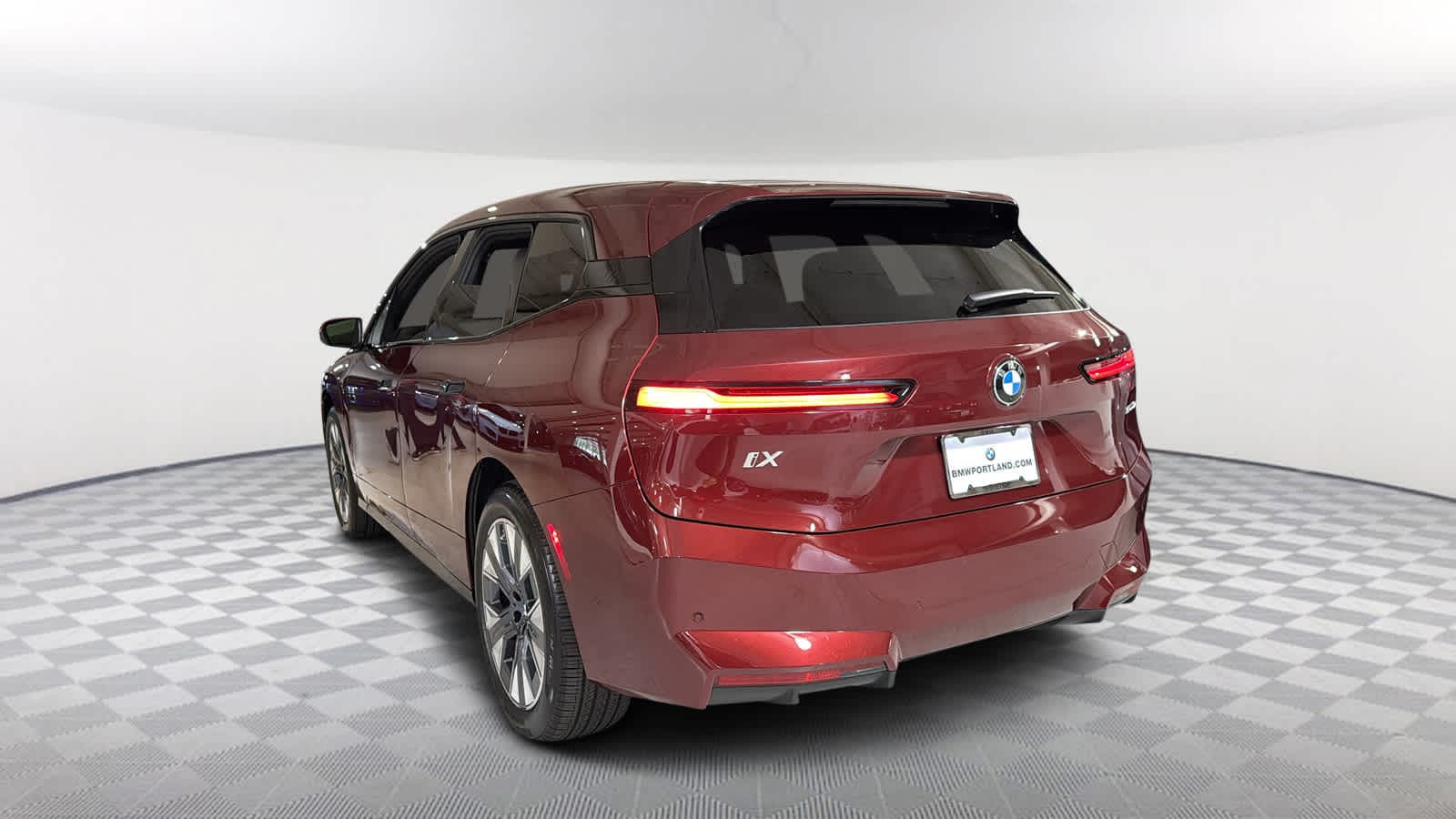 2026 BMW iX  5