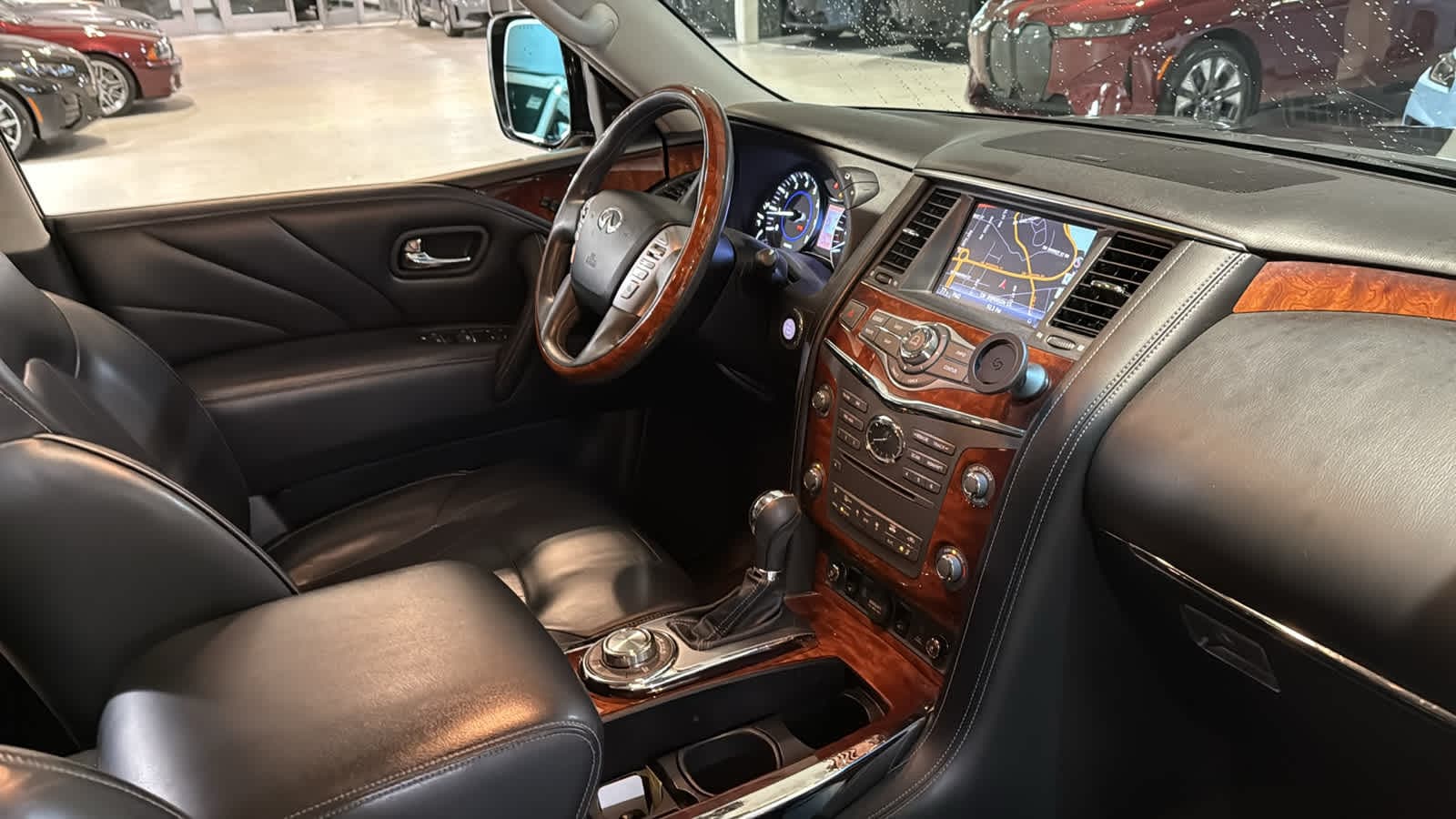 Thumbnail: 2016 INFINITI QX80 - 31