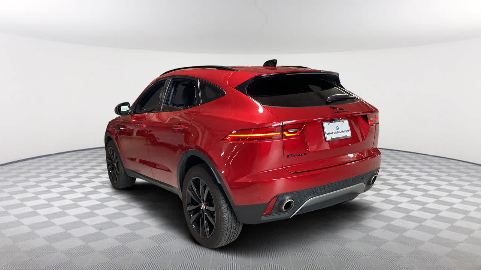 2022 Jaguar E-Pace SE 4