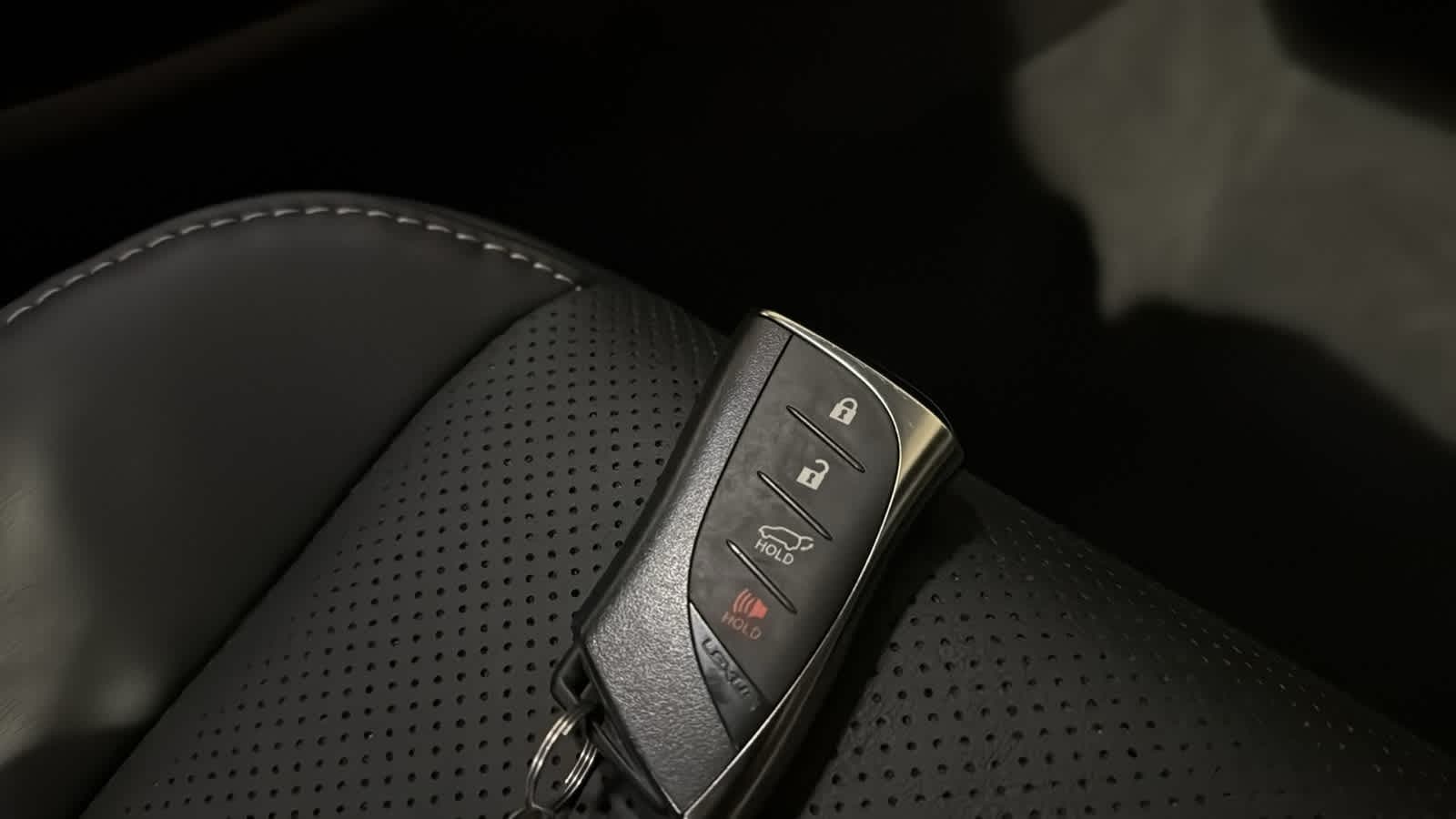 Thumbnail: 2023 Lexus UX - 22