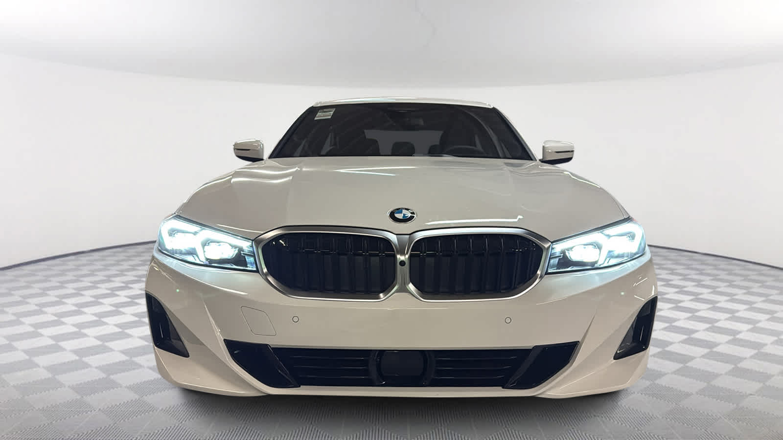 Thumbnail: 2025 BMW 3 Series - 2