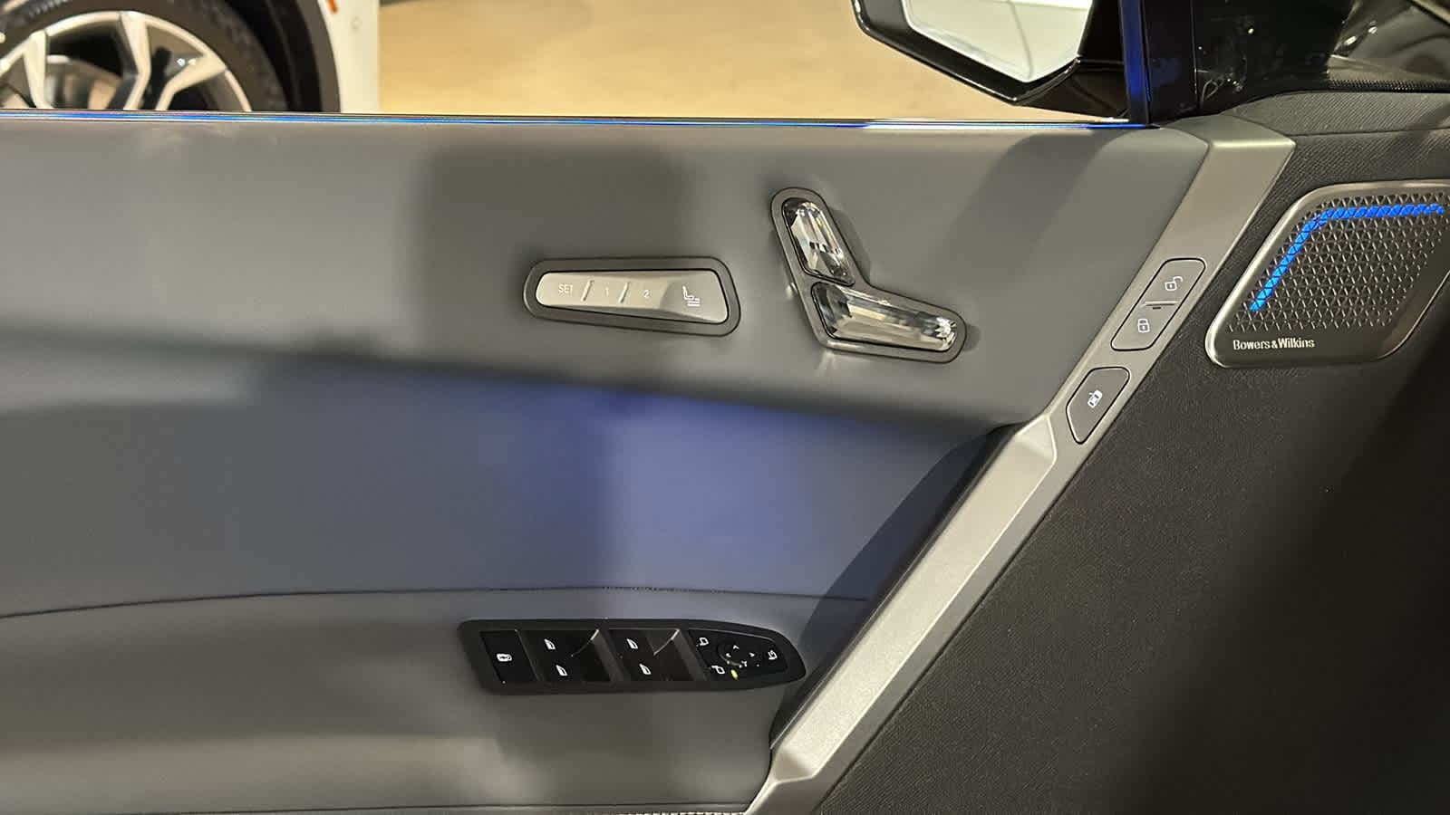2026 BMW iX  13