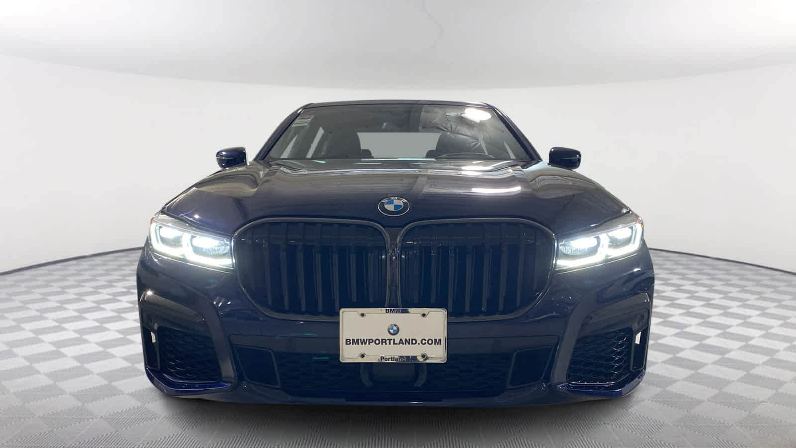 Used 2022 BMW 7 Series 740i with VIN WBA7T4C00NCJ59273 for sale in Portland, OR