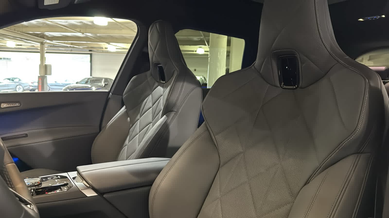2026 BMW iX  25