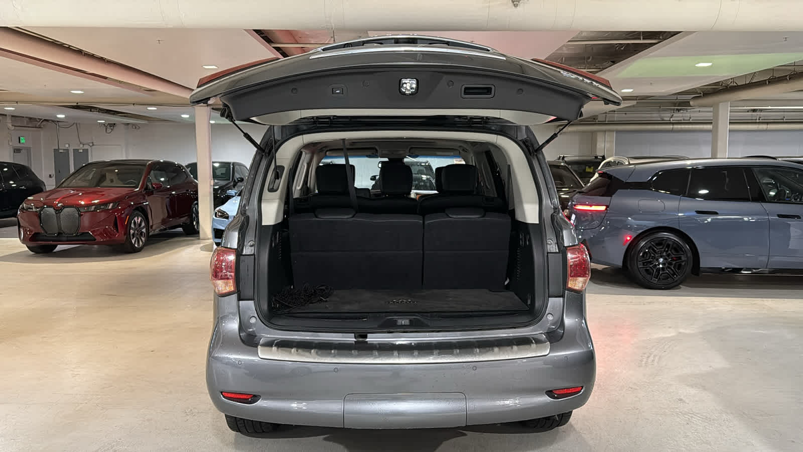 Thumbnail: 2016 INFINITI QX80 - 6