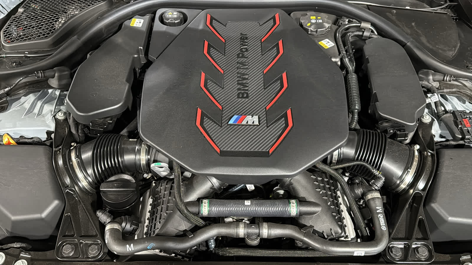 2025 BMW M5  10
