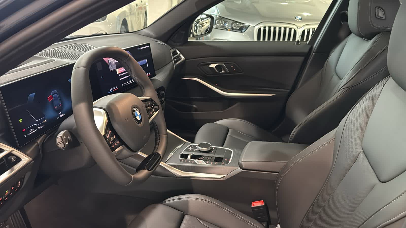 Thumbnail: 2025 BMW 3 Series - 27